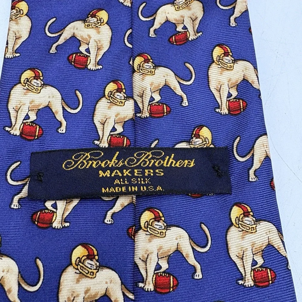 Vintage 1990's Brooks Brothers Makers All Silk Tie Football Lion Made in USA